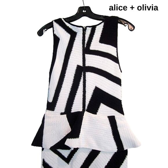 alice + olivia NEW Old Money MONACO Chevron Crochet Peplum Mini Dress XS - Picture 10 of 11
